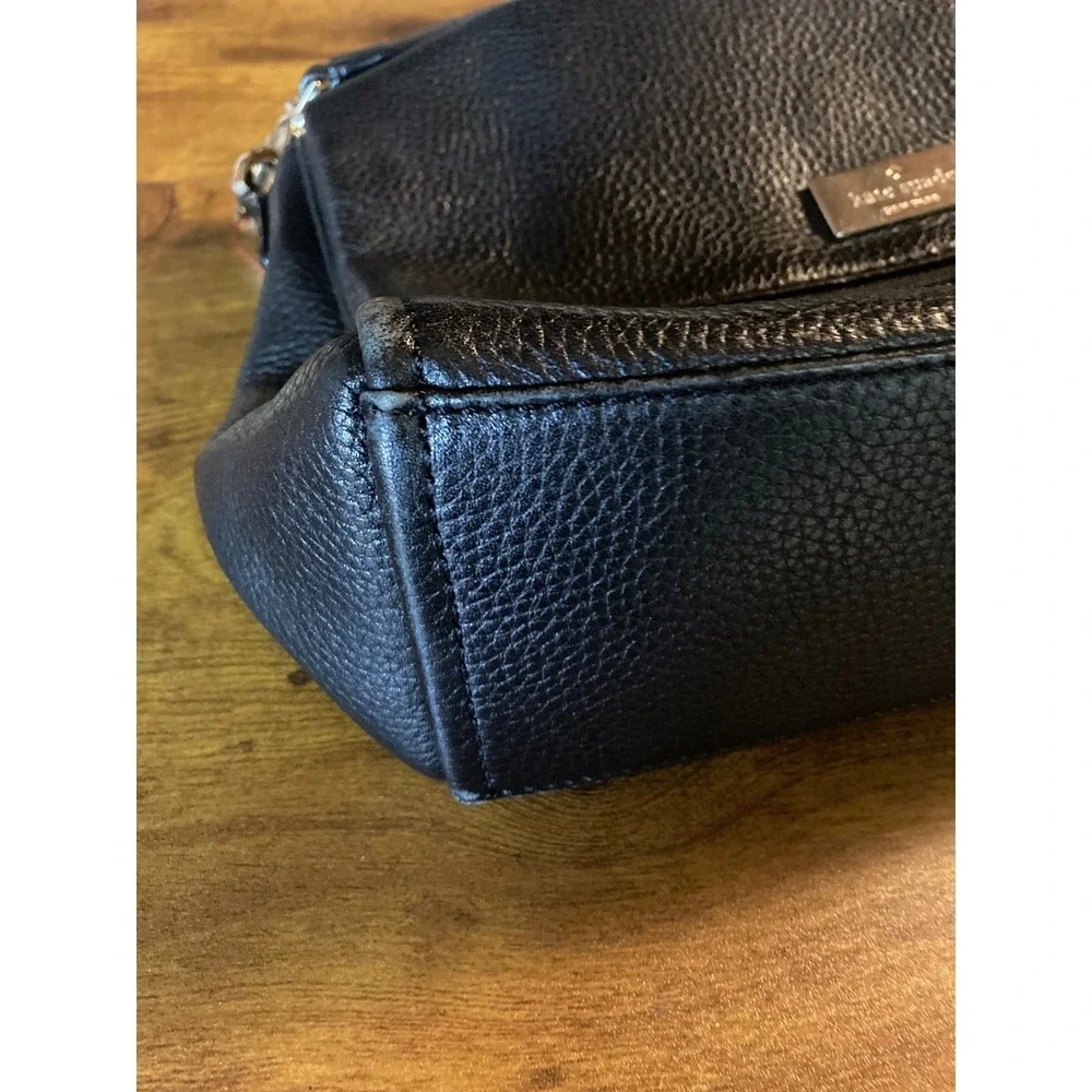 Kate Spade Black Leather Crossbody Bag Gold Hardware‎ Flap Closure